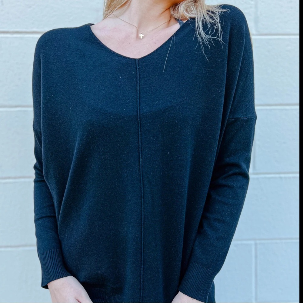 Dreamers Navy V-Neck Top Sweater Soft Oversized Comfy Fall Winter Warm Size XS